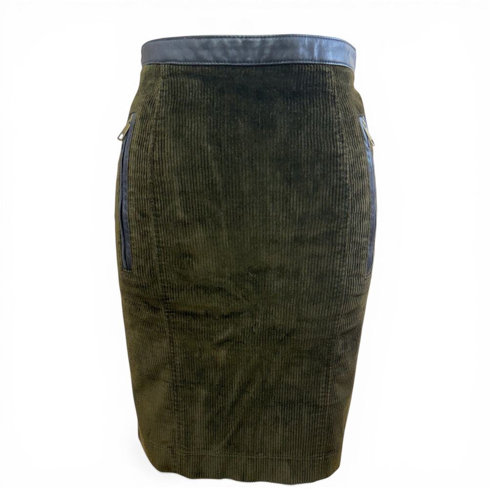 Burberry Brit Corduroy Pencil Skirt Size 2 Olive Green Leather Trim Zip Pockets